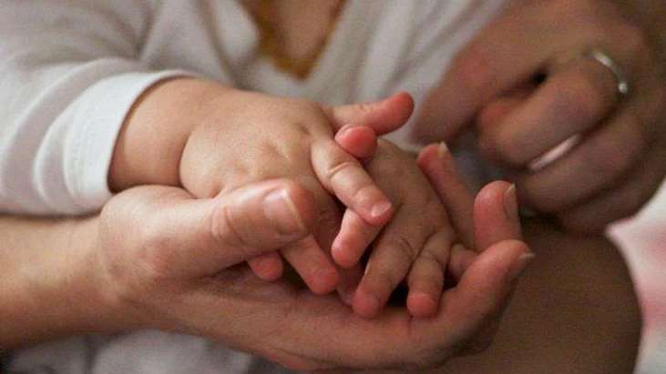 ¿Qué pasa con los niños que son adoptados de forma irregular?